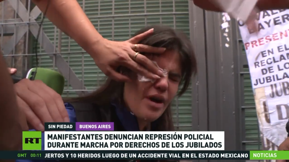 Manifestantes denuncian represión policial durante marcha por derechos de jubilados en Argentina