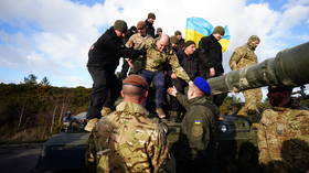 Conscript more young blood, ex-UK defense secretary tells Ukraine