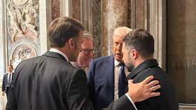 Lip reader reveals Trump’s alleged Vatican demand to Macron