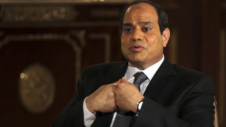 السيسي يدعو إلى وقف مد الجماعات الإرهابية في ليبيا بالمال والسلاح