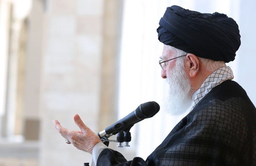 إعلام: المرشد الأعلى الإيراني يصدر التعليمات بالاستعداد لمهاجمة إسرائيل