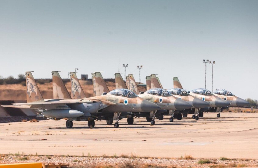 الجيش الإسرائيلي يقصف بنى تحتية داخل موقع لإنتاج وتخزين وسائل قتالية استراتيجية لحزب الله