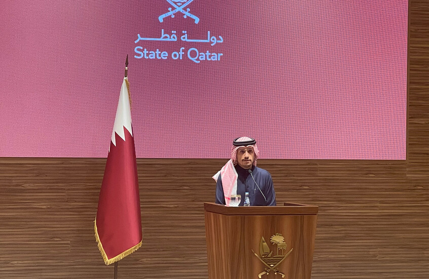 رئيس وزراء قطر: عرض الطائرة لترامب صفقة حكومية قانونية وليست هدية شخصية